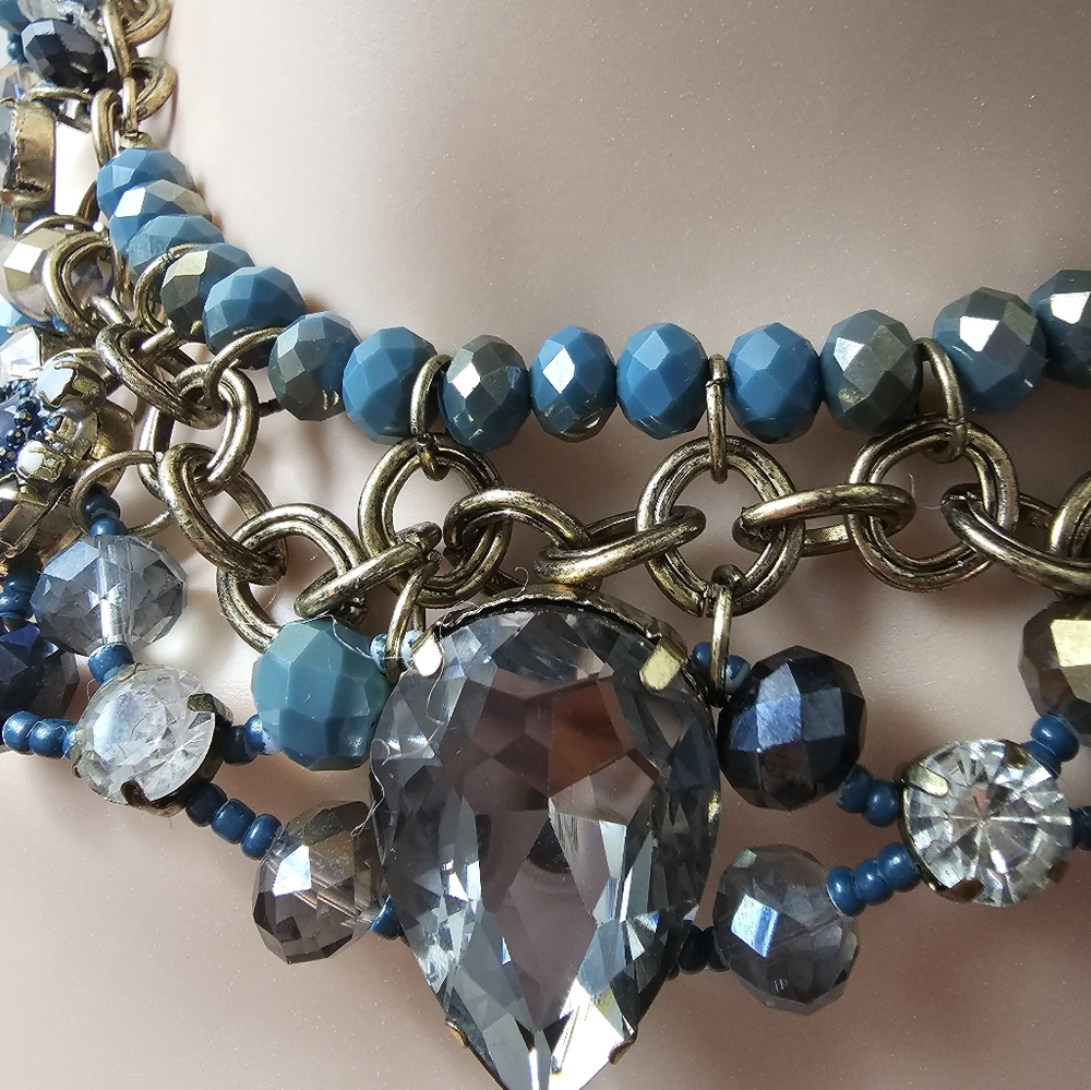 Statement Necklace - Picture 4 of 5